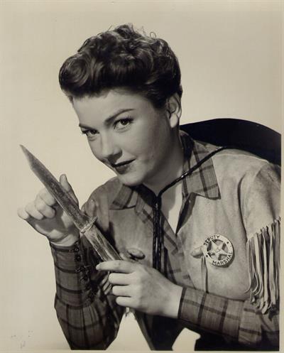 Anne Baxter