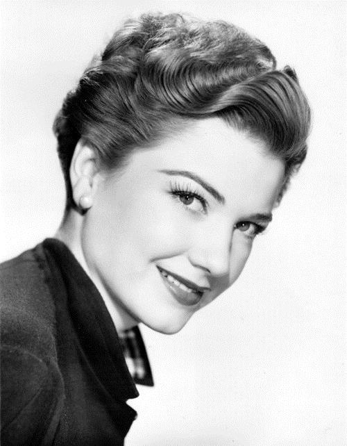 Anne Baxter