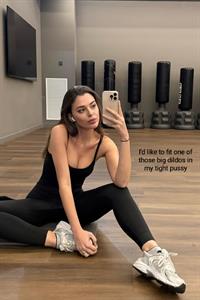 Andrea taking a selfie