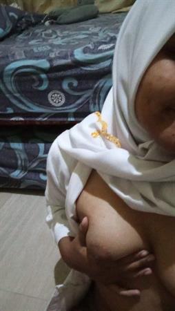 Lailatul Fitria - breasts
