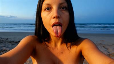 Noemi latin porn star nude