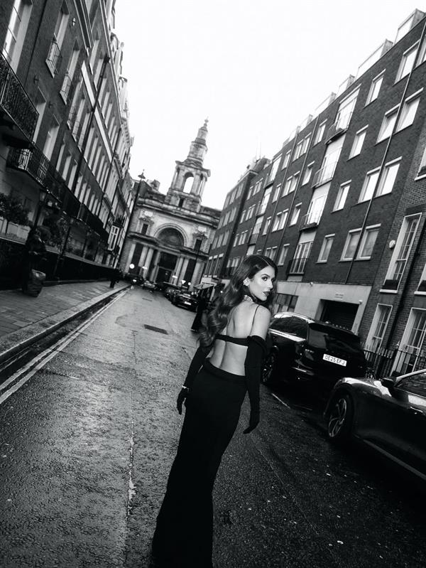 Ekin-Su Cülcüloğlu