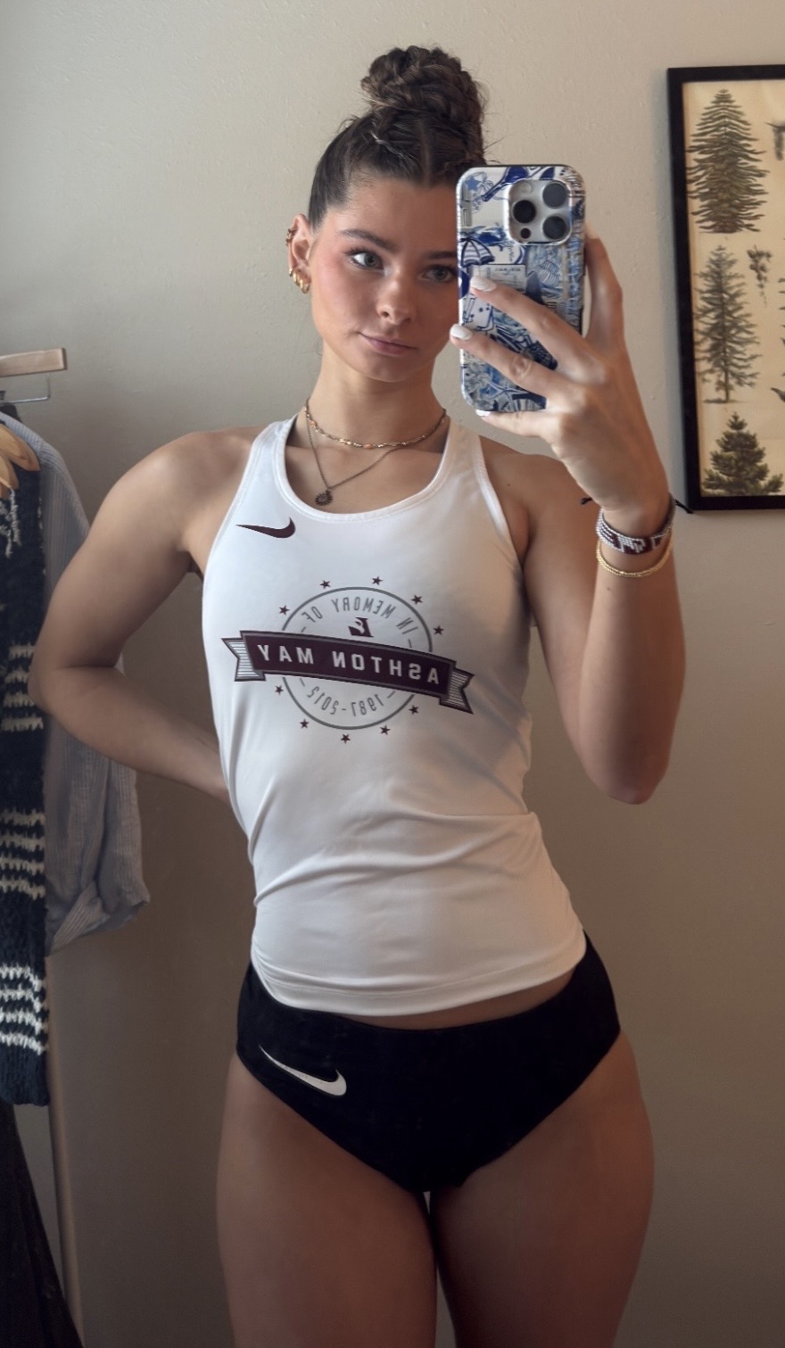 Sophie Herriot taking a selfie