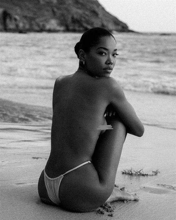 Ming Lee Simmons