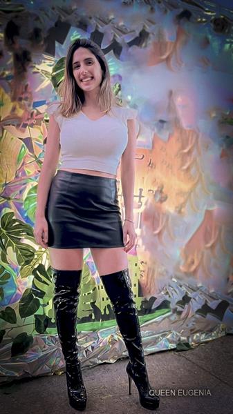 Famous pornstar Queen Eugenia shows off incredible high boots.