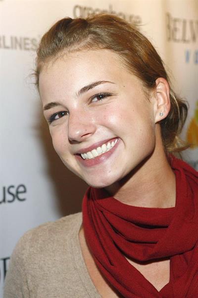 Emily VanCamp