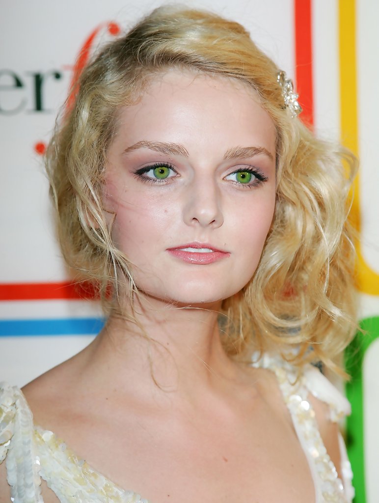 Lydia Hearst