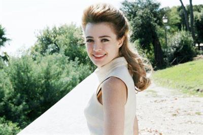 Nathalie Rapti Gomez