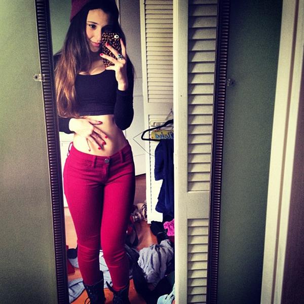 Angie Varona taking a selfie