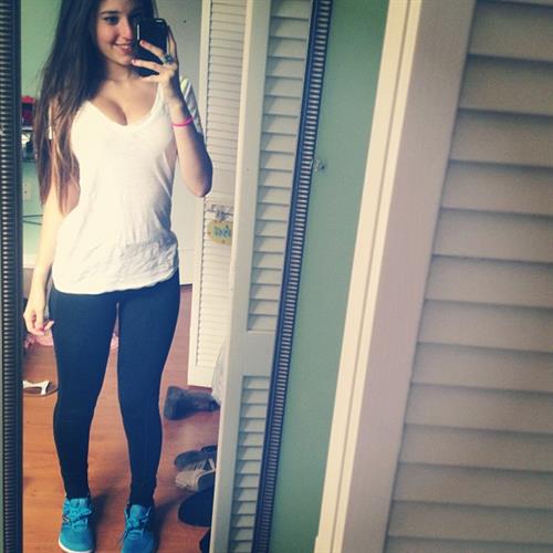 Angie Varona taking a selfie