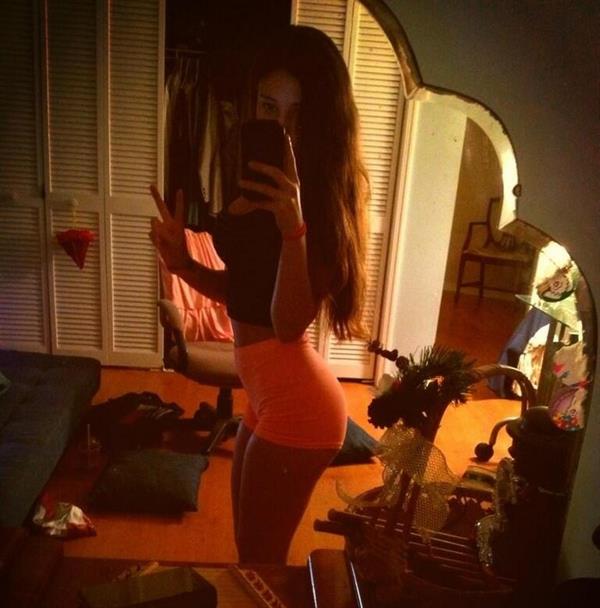 Angie Varona taking a selfie