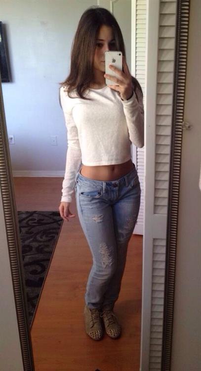 Angie Varona taking a selfie
