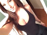 Angie Varona taking a selfie