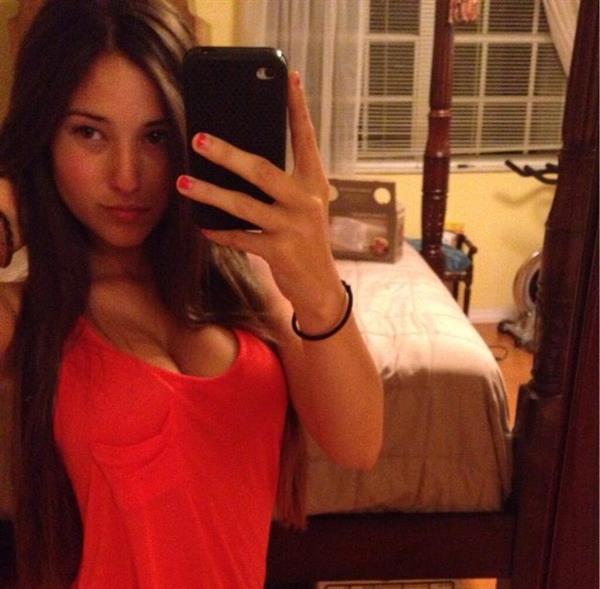 Angie Varona taking a selfie