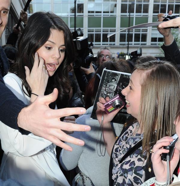 Selena Gomez arrives at BBC radio 1 in London on April 11, 2010