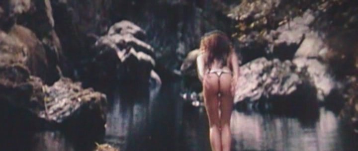 Natalie Portman in a bikini - ass