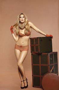 Bar Refaeli in lingerie