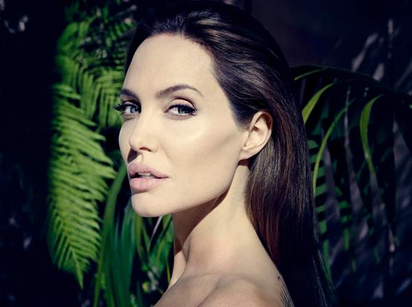 Angelina Jolie