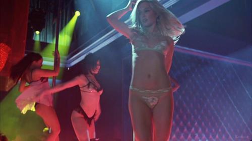 Natalie Portman in lingerie