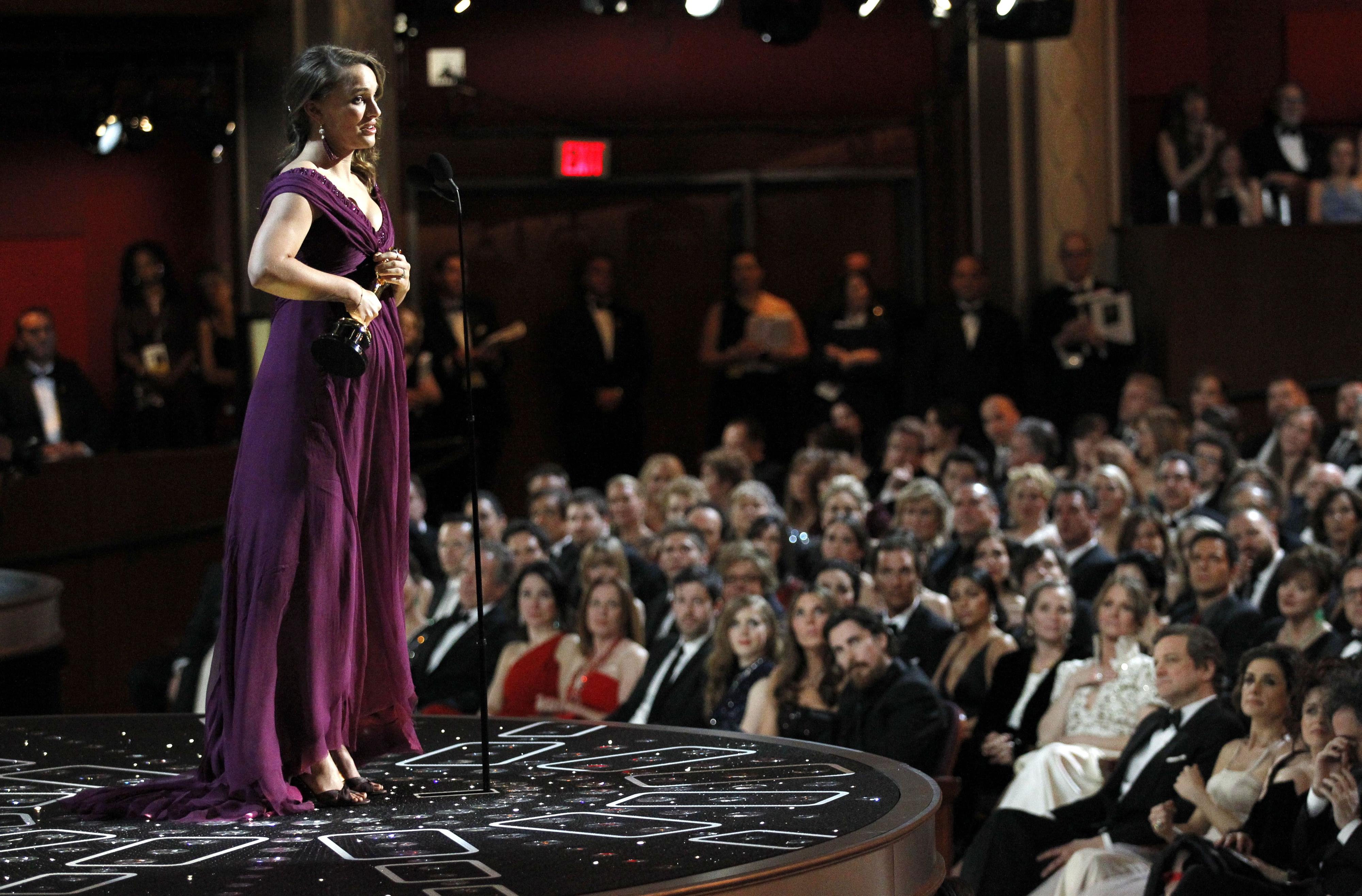Натали Портман на Оскаре 2011 года