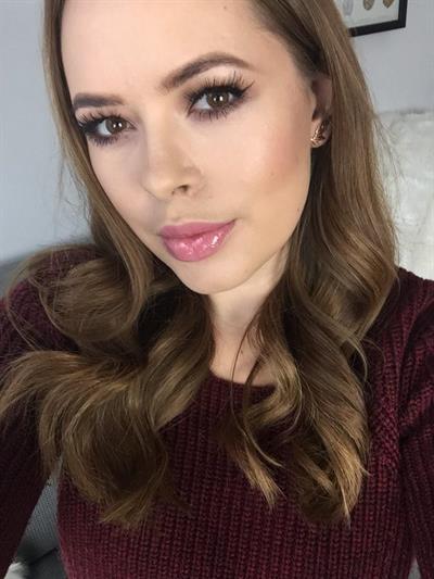 Tanya Burr