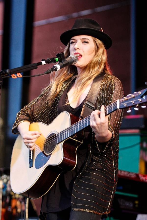 Zz Ward