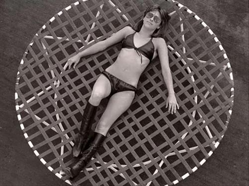 Suzi Quatro in a bikini