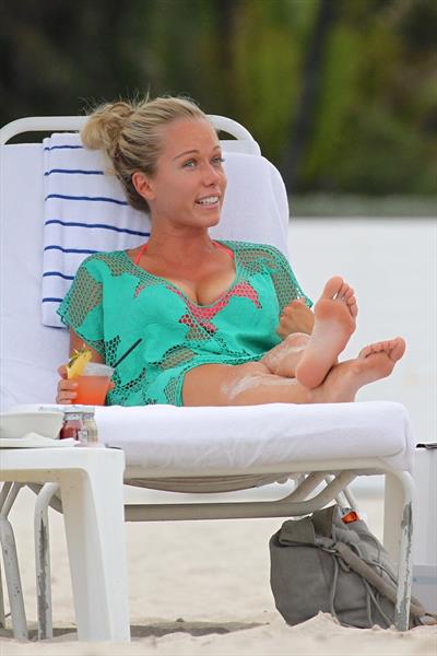 Kendra Wilkinson
