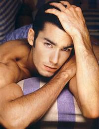 Aaron Diaz